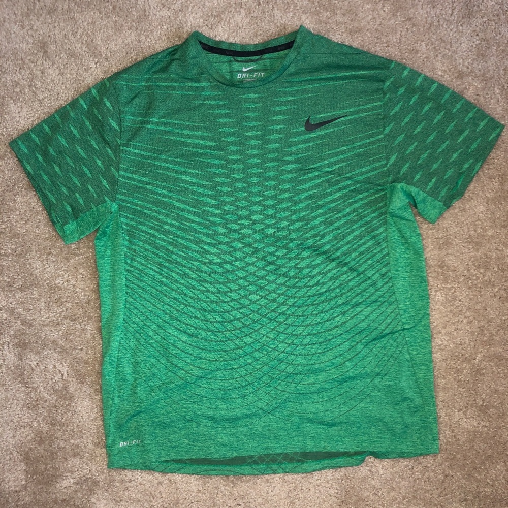 NWOT Nike Dry Fit Shirt Athletic